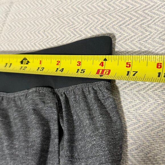 Lululemon T.H.E. Short Mens Large Gray Unlined Stretch Gym Activewear Athleisure - Picture 13 of 13